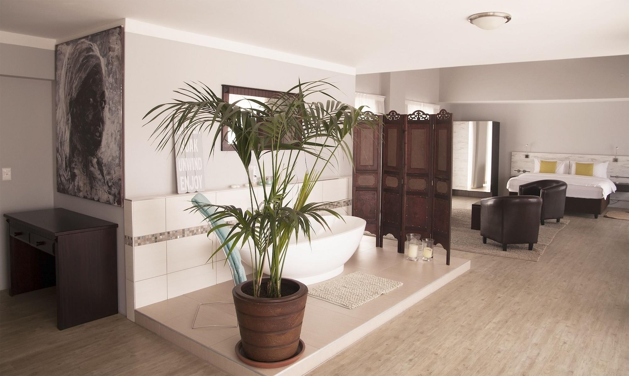 Swakopmund Plaza Hotel Dış mekan fotoğraf