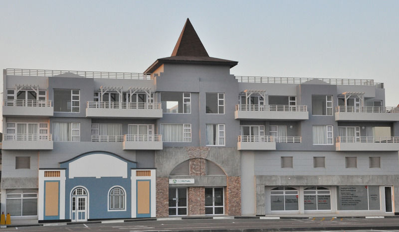 Swakopmund Plaza Hotel Dış mekan fotoğraf